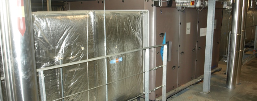 Centrale de traitement d’air ou CTA installée dans un local technique