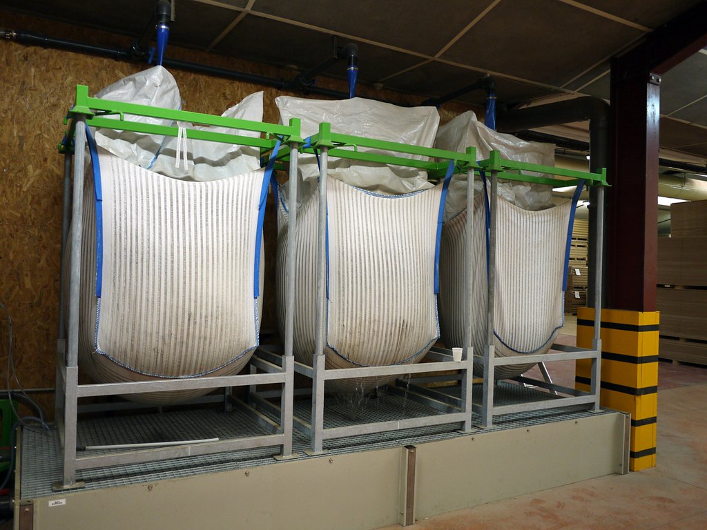 Support de big-bag en série pour filtrer boue liquide