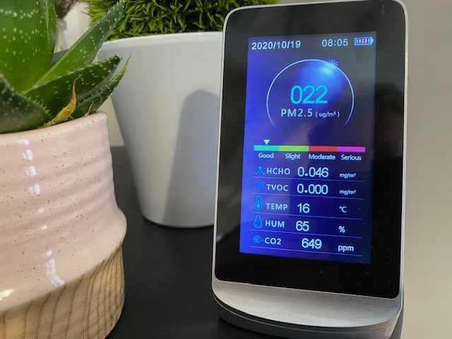 Testeur précis pour CO2 PM2.5 PM10 Détecteur HCHO TVOC Détecteur de gaz à air multifonctionnel avec écran LCD coloré InLoveArts Détecteur de qualité de l'air adapté au bureau à domicile 
